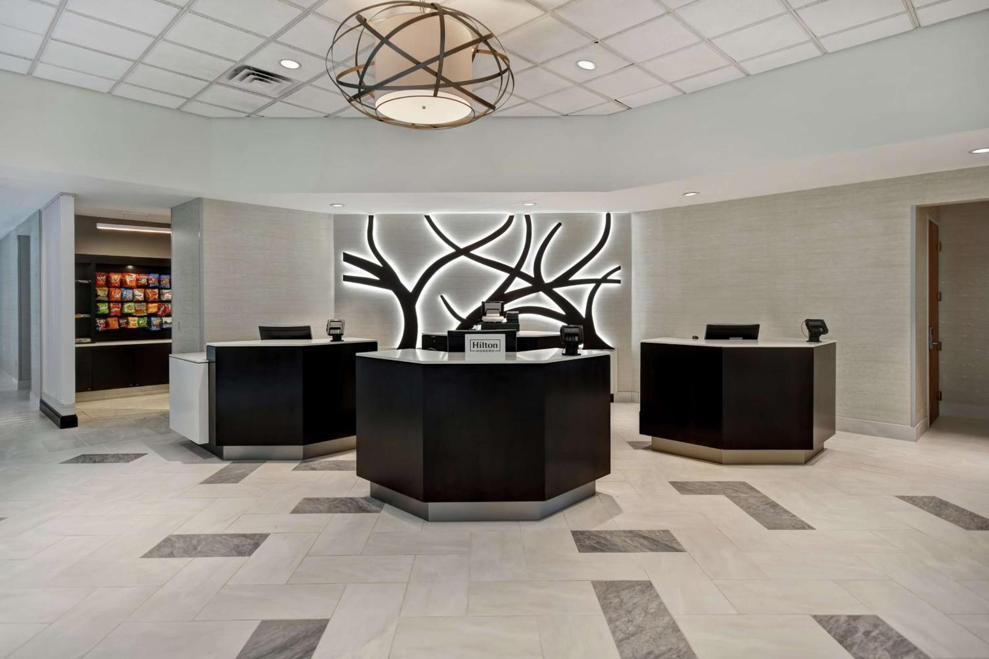 Embassy Suites Литъл Рок Екстериор снимка